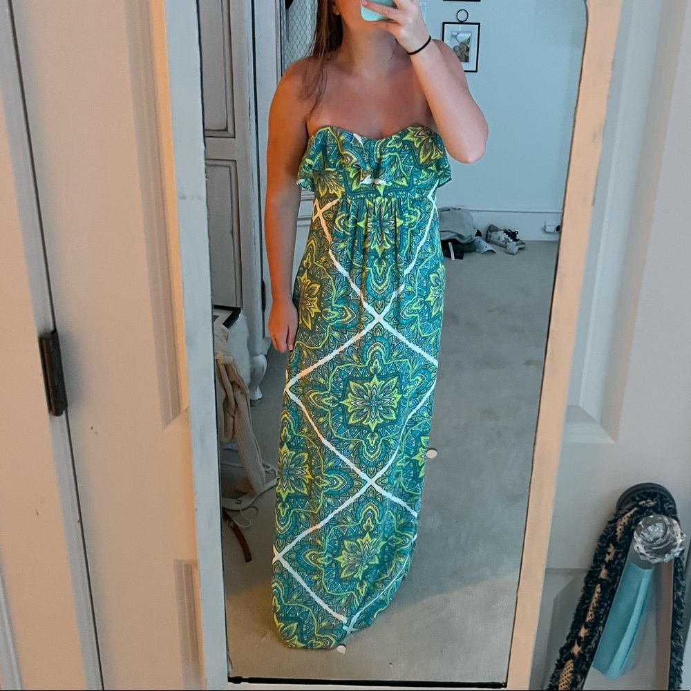 Colorful strapless maxi dress